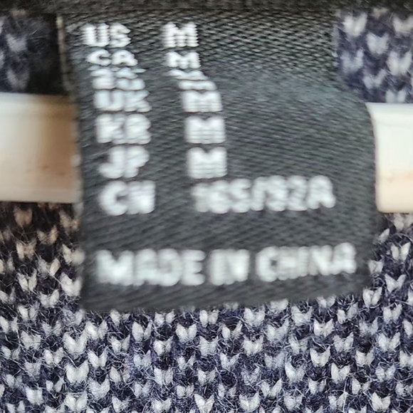 Forever 21 Navy & White Stripes Oversized Long Sleeve Buttondown Cardigan size M - Picture 4 of 5